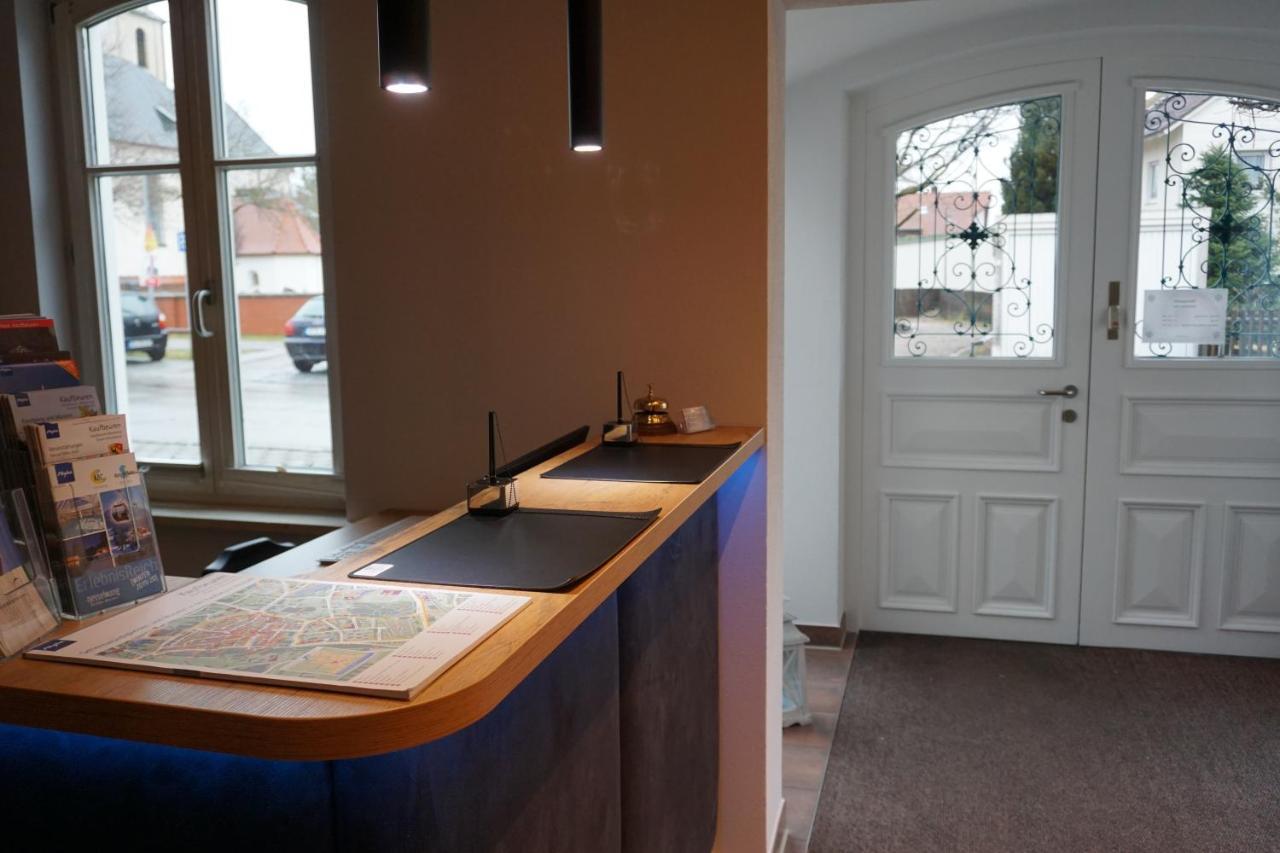 Hotel Gruener Baum Kaufbeuren Kültér fotó